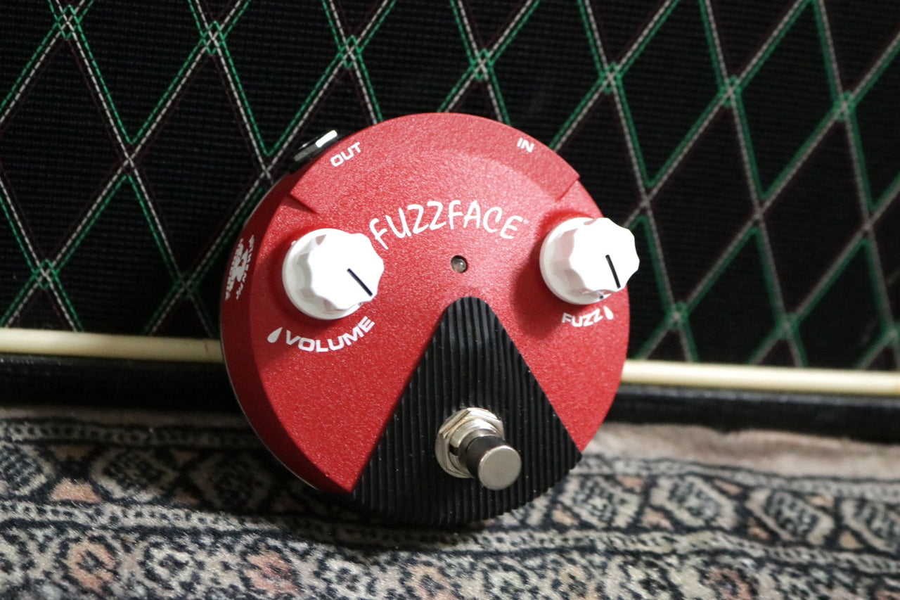Jim Dunlop FFM6 Band of Gypsys Fuzz Face Mini