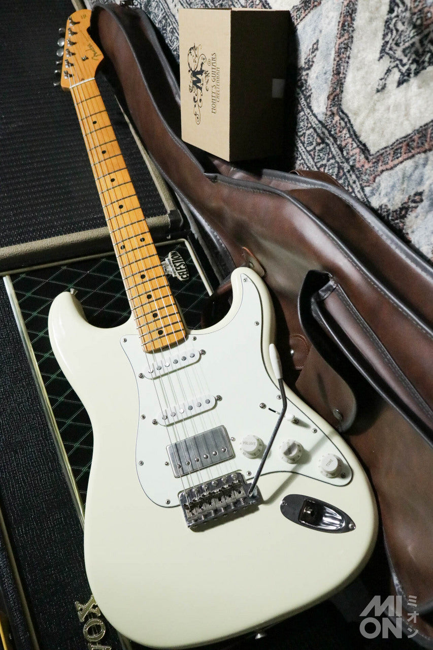 Fender Japan Stratocaster HSS w/ Monty's Guitars Retro Wind Pickups SSH Raw Nickel Set