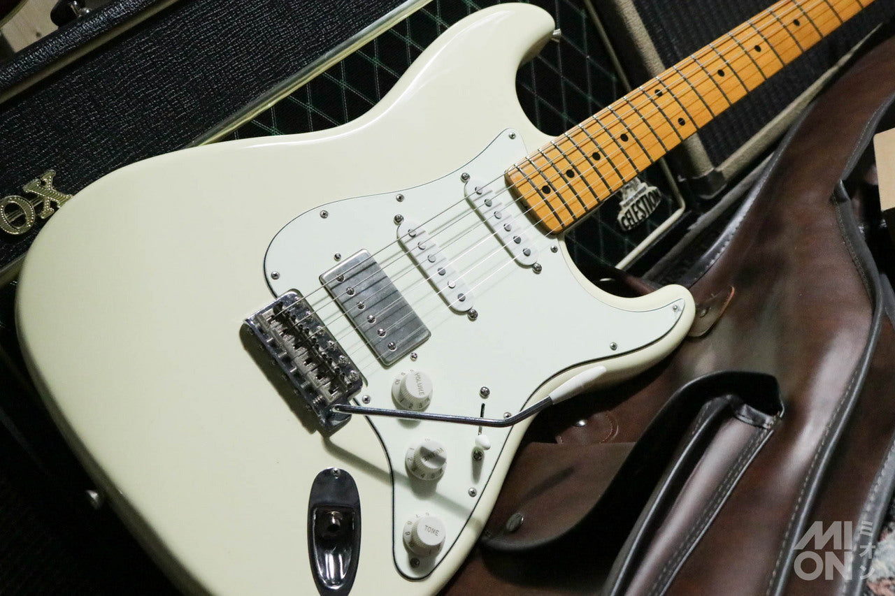 Fender Japan Stratocaster HSS w/ Monty's Guitars Retro Wind Pickups SSH Raw Nickel Set