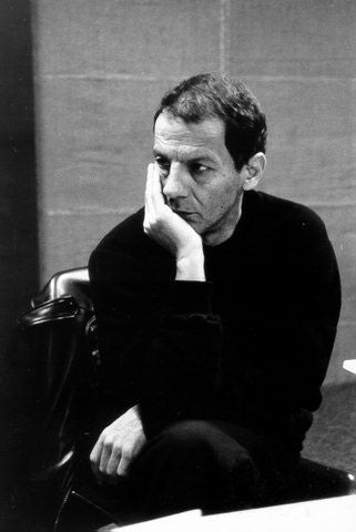 Σταύρος Ξαρχάκος