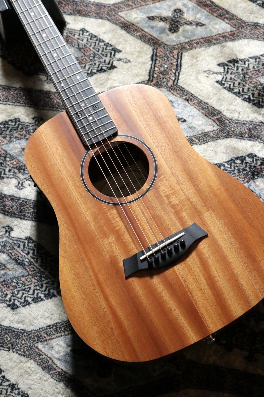 Taylor BT2e (Baby Taylor-e Mahogany) [Taylor-approved repairman worker]