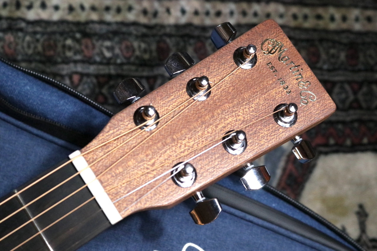 Martin 000Jr-10E Shawn Mendes 2023