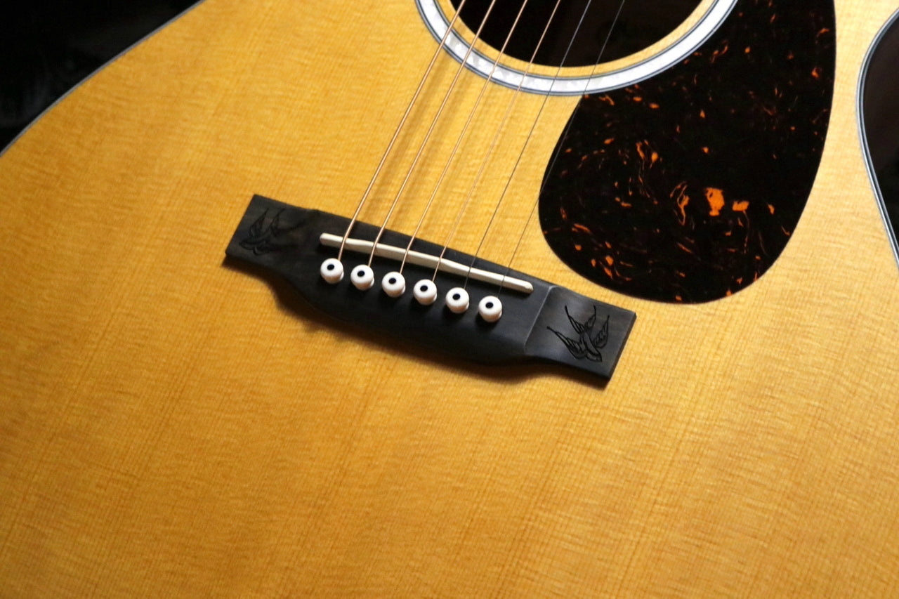 Martin 000Jr-10E Shawn Mendes 2023