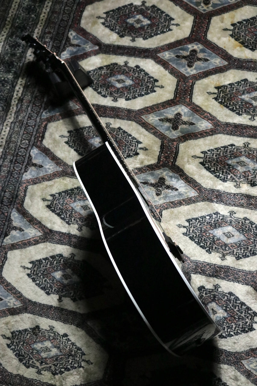 Taylor 214ce-BLK Plus [Taylor certified repairman store]