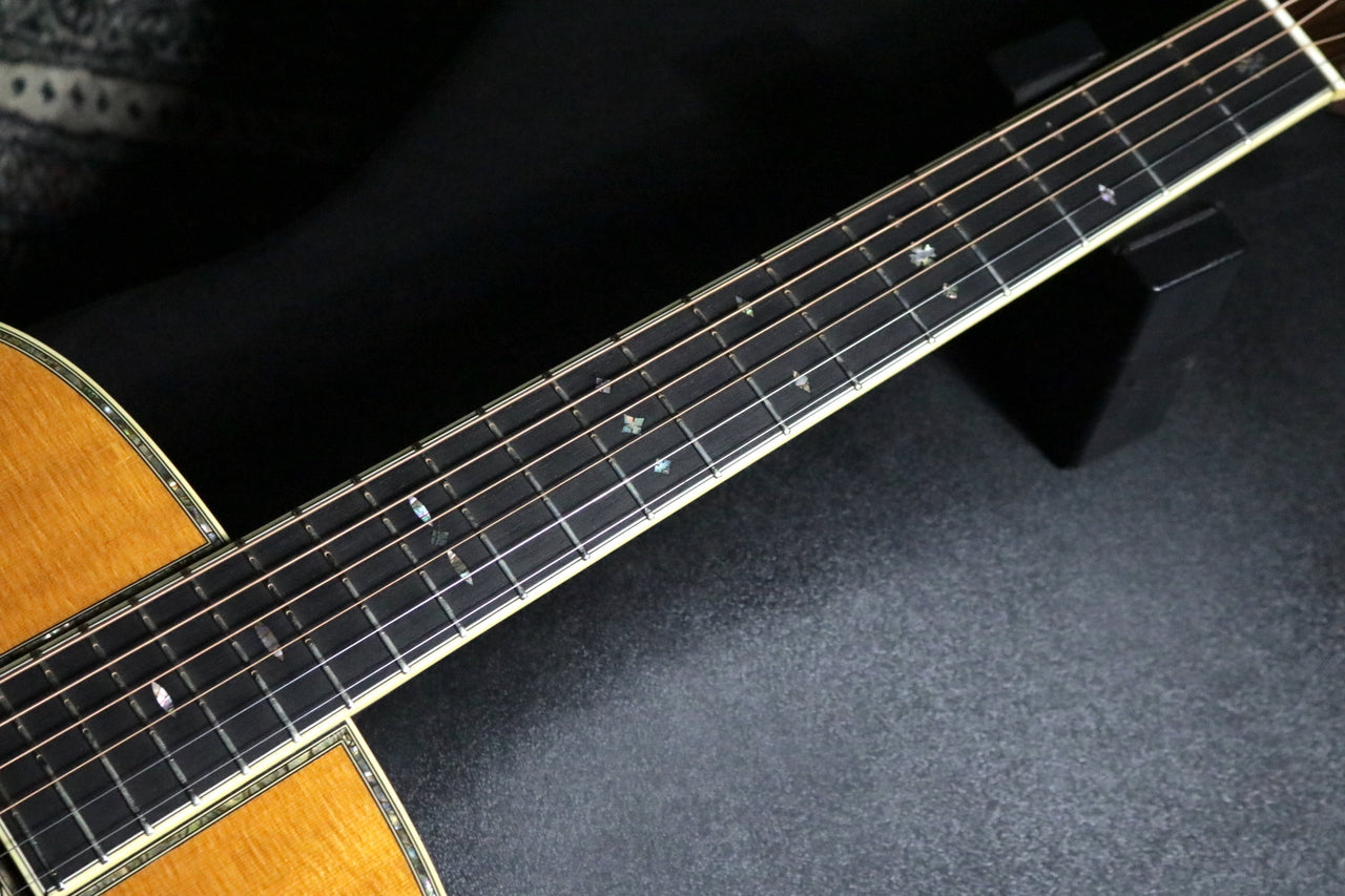 Martin D-42 2005 w/ L.R.Baggs HiFi Duet