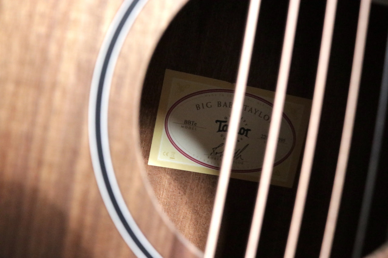 Taylor BBTe (Big Baby Taylor-e) Walnut [Taylor-certified repairman worker]