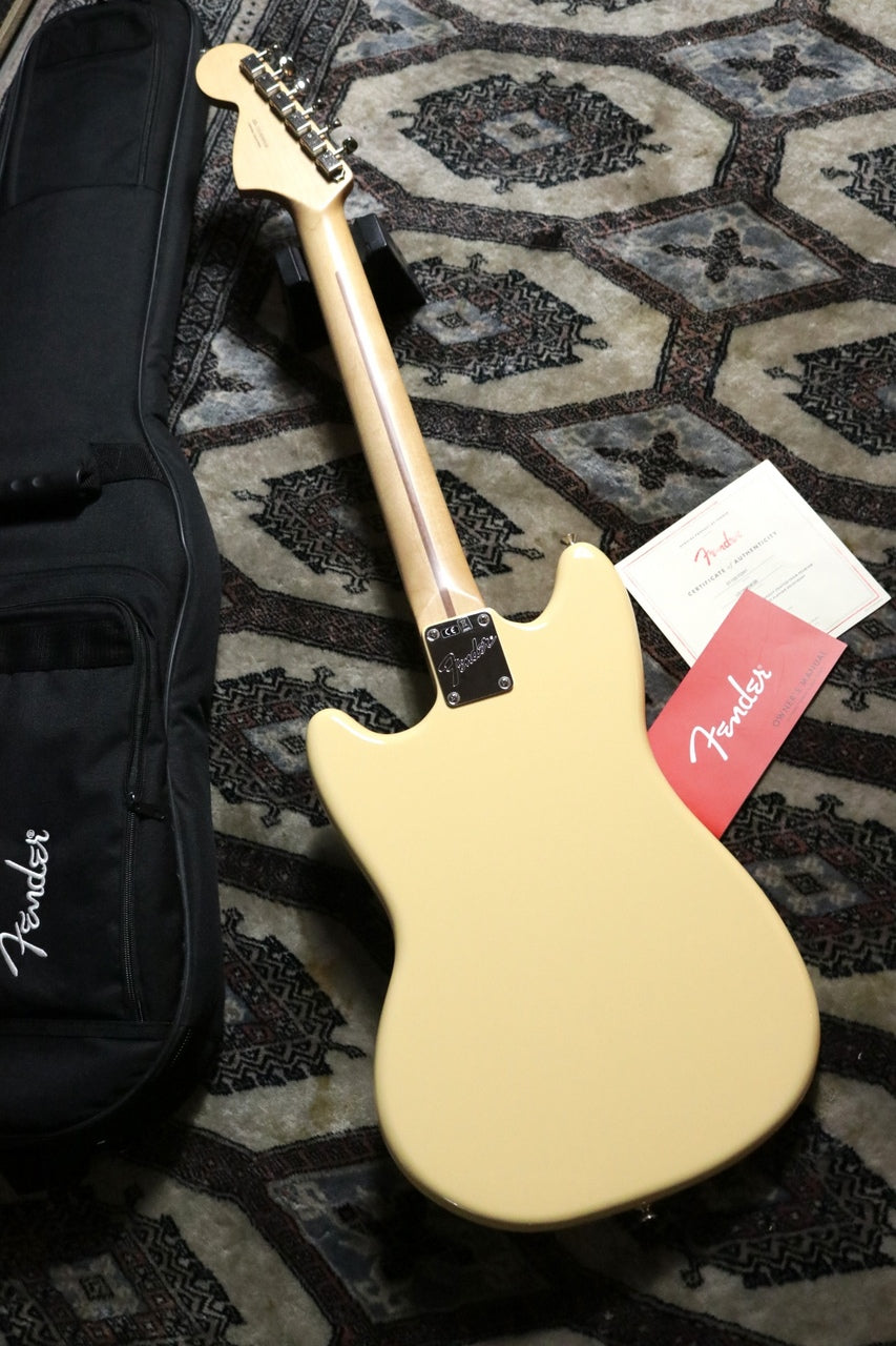 Fender American Performer Mustang RW VWT 2018