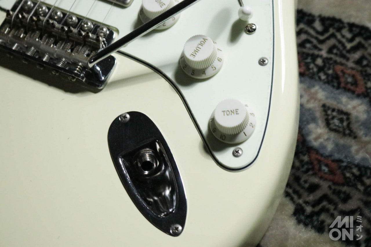 Fender Japan Stratocaster HSS w/ Monty Retrowind Humbucker Raw Nickel Set