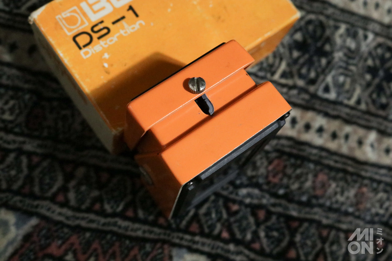 BOSS DS-1 Distortion 1980 Made in Japan Silver Screw