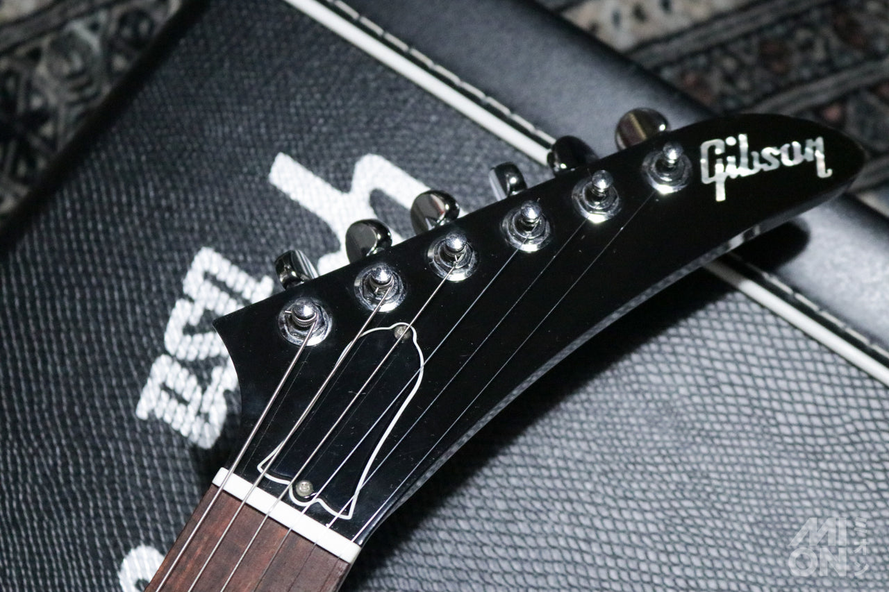Gibson '76 Explorer 2012 Ebony w/ EMG 81 & 85 Pickups