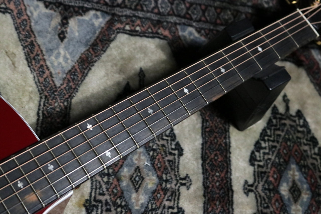 Taylor [Tested video included] 214ce DLX RED ES2 Gold Hardware [Taylor certified repairman worker]