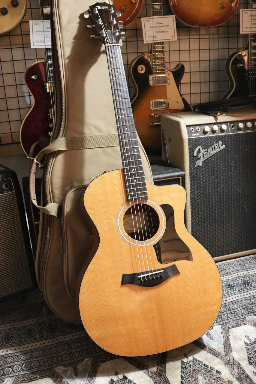 Taylor [Trial video included] 114ce Walnut 2017 [Taylor certified repairman worker]