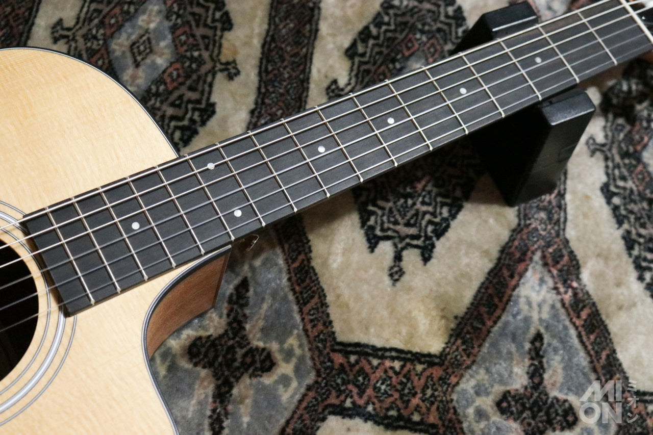 Taylor [Tested video included] 112ce-N [Latest Elemental Model] [Taylor-certified repairman worker]