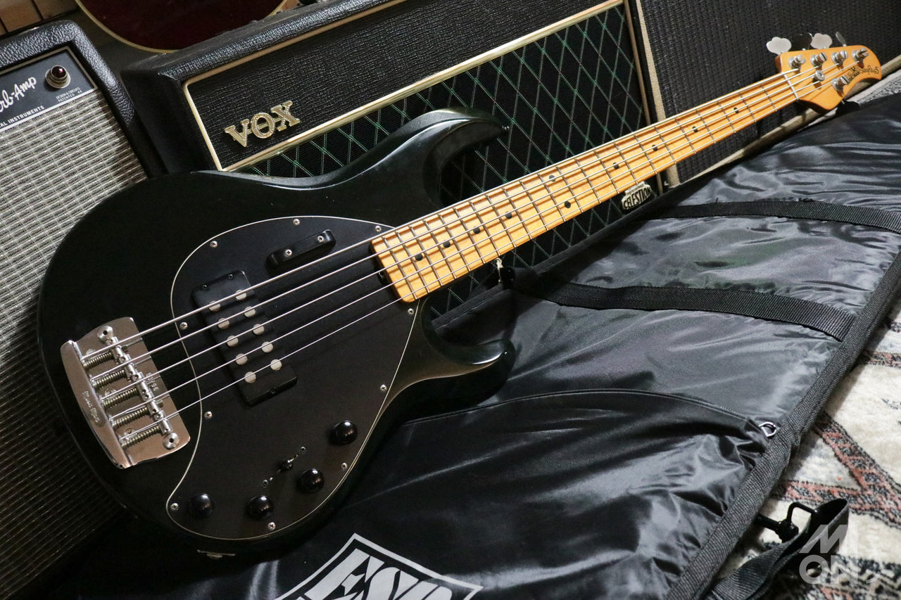 MUSIC MAN StingRay 5 String H Maple Neck 1989 Black