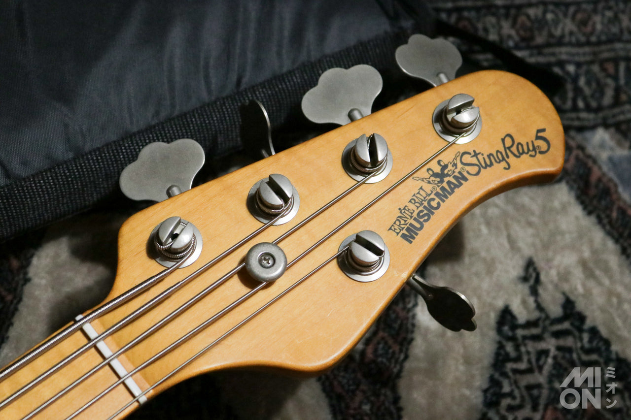 MUSIC MAN StingRay 5 String H Maple Neck 1989 Black