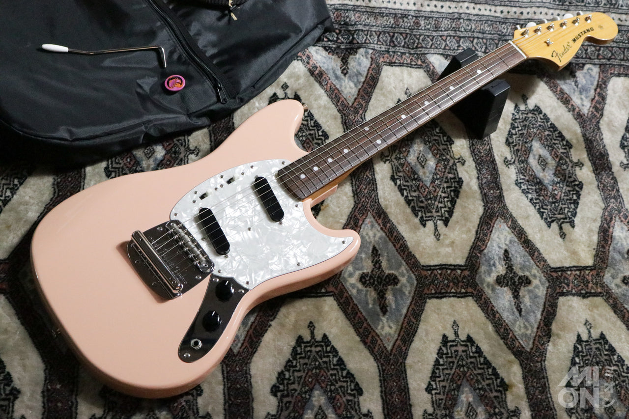 Fender Japan MG69-65 Mustang Shell Pink