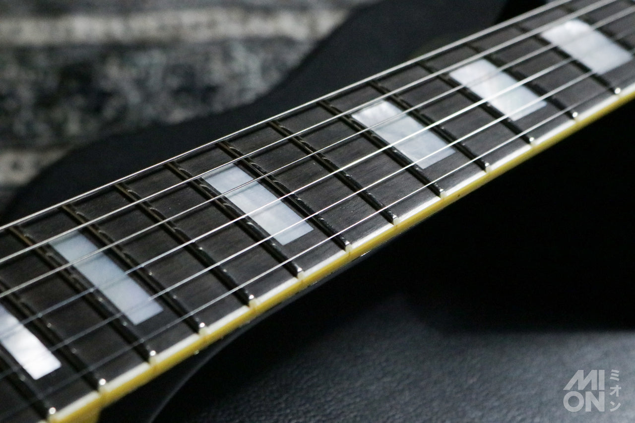 Gibson Custom Shop Historic Collection 1957 Les Paul Custom 3-Pickup (LPB3) Black Beauty 2000