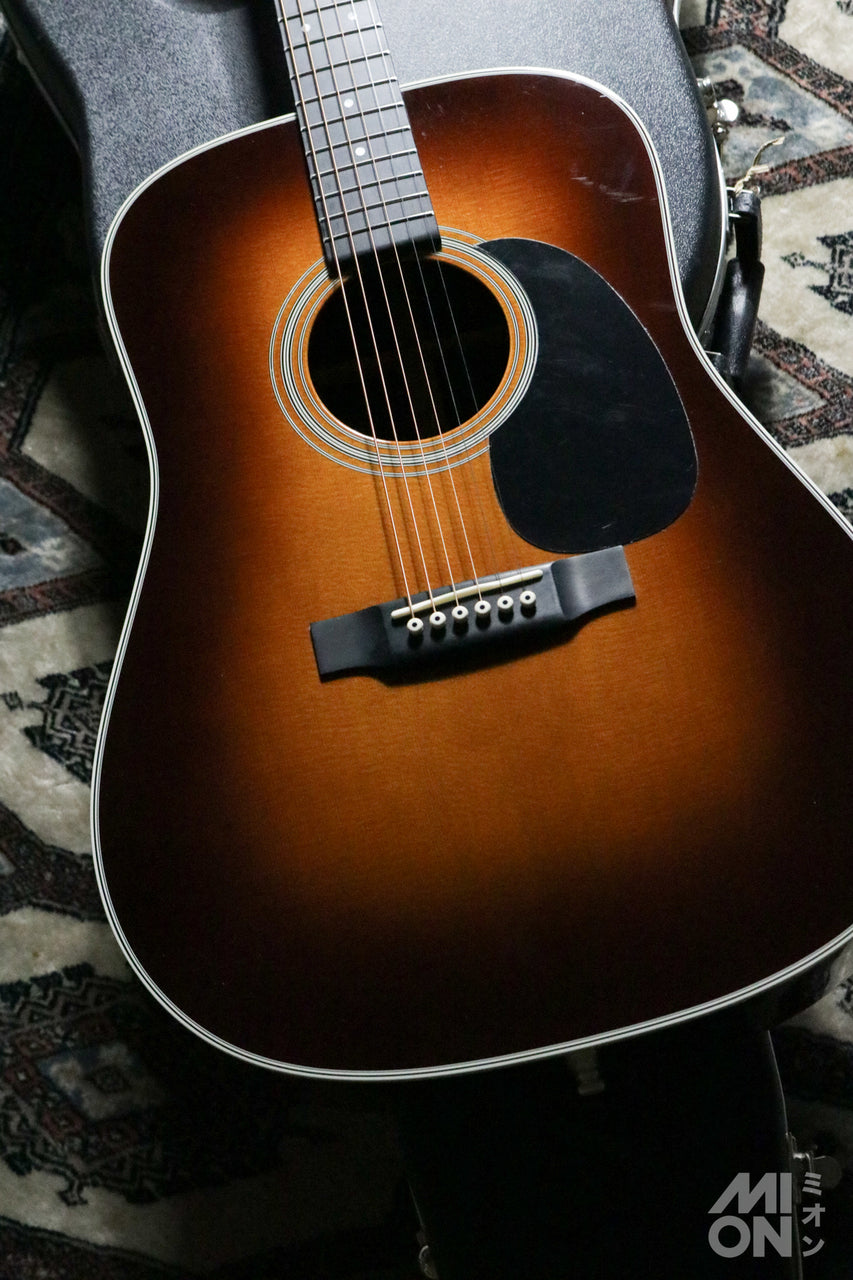 Martin D-28 1935 Sunburst (SB) 2013