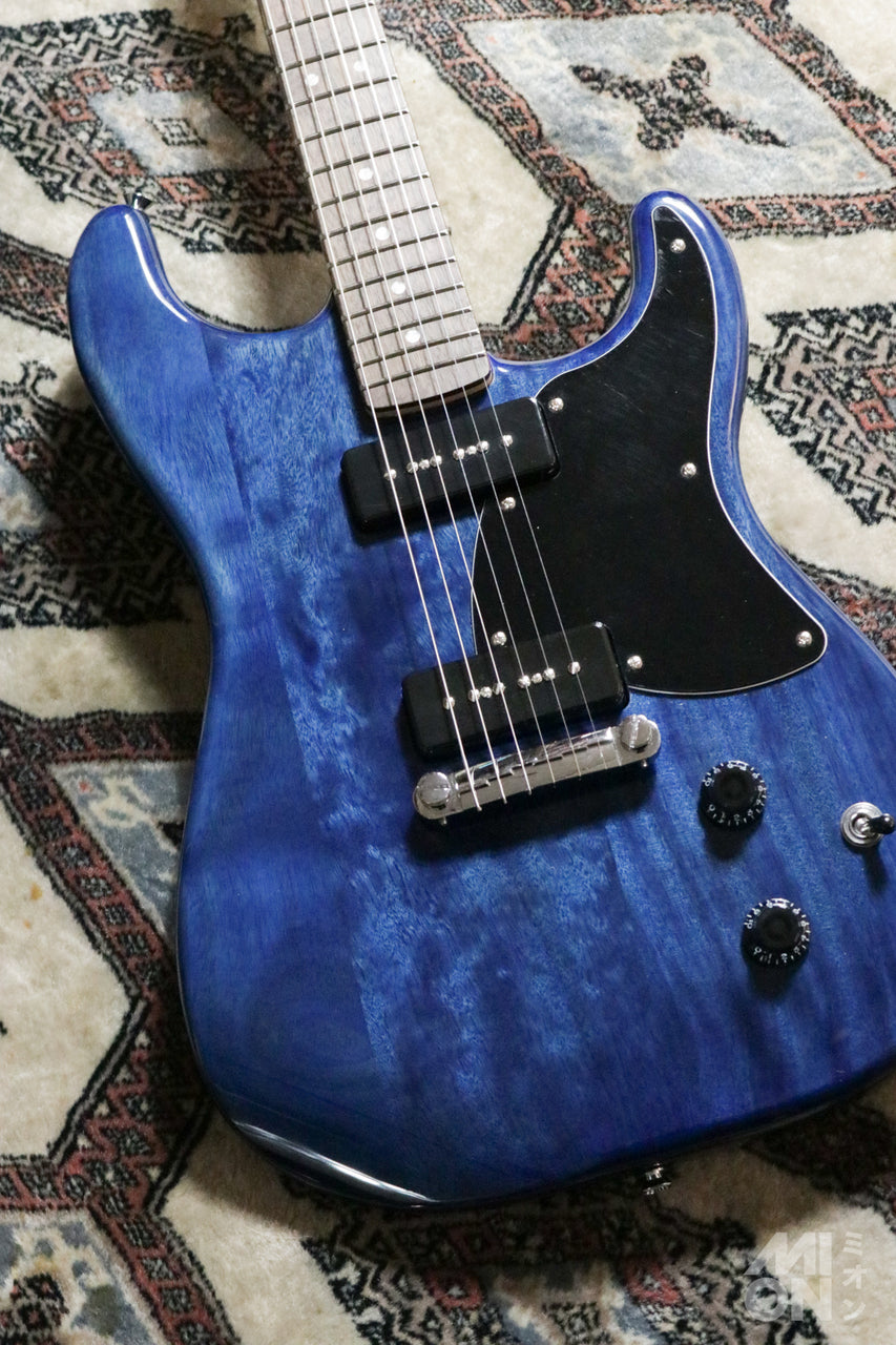 Squier by Fender Limited Edition Paranormal Strat-O-Sonic Sapphire Blue Transparent 2024