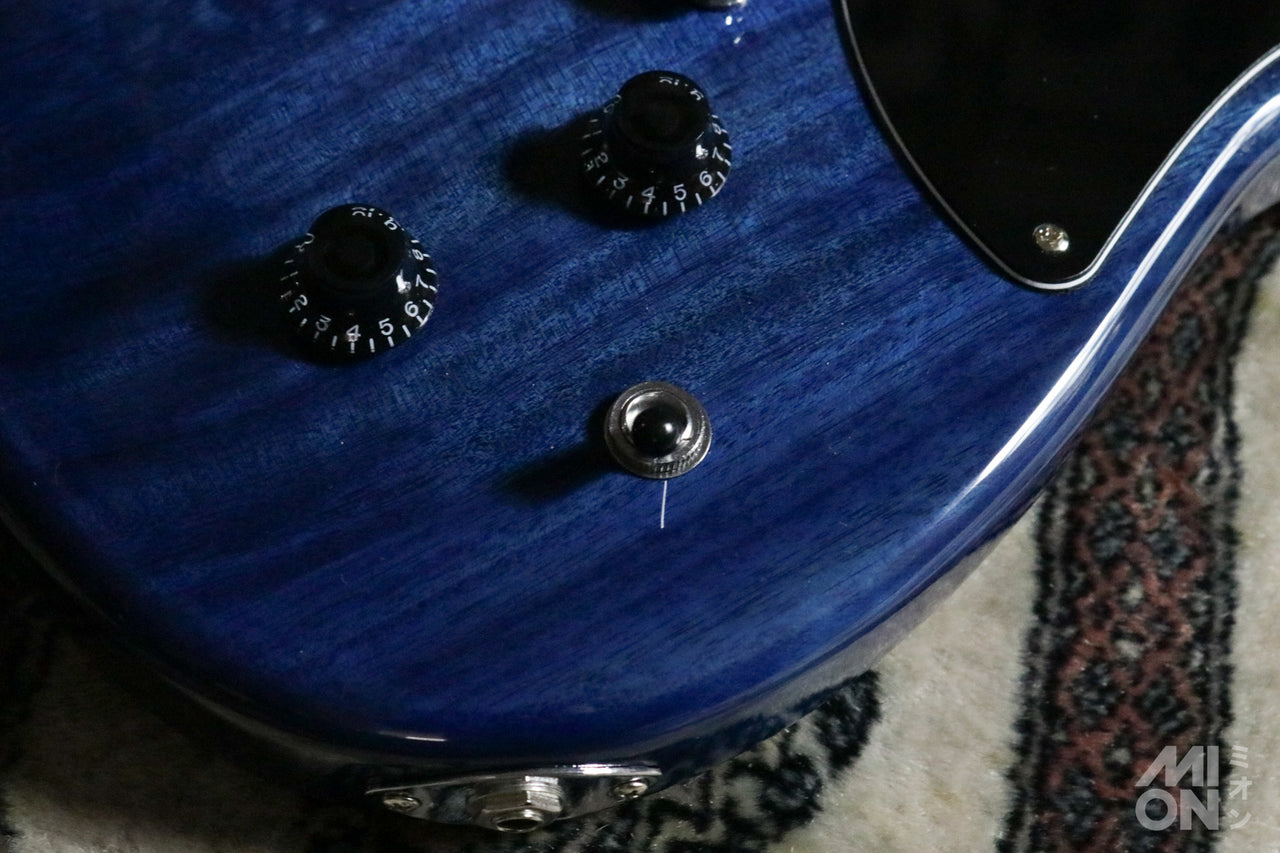 Squier by Fender Limited Edition Paranormal Strat-O-Sonic Sapphire Blue Transparent 2024